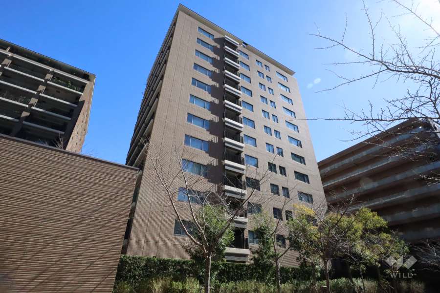 広尾ガーデンフォレスト椿レジデンスH棟の外観(北西側から)