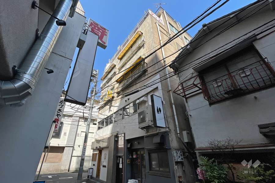 日基ビルの外観（南側から）