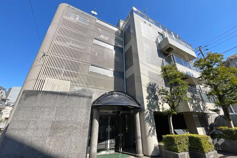 グランドメゾン参宮橋の外観（南西側から）