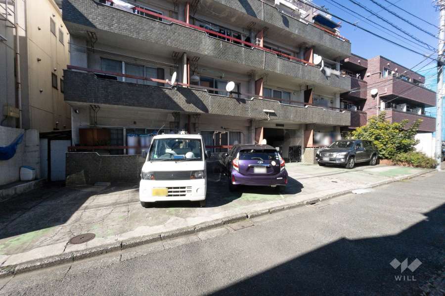敷地内駐車場（屋外平面式）