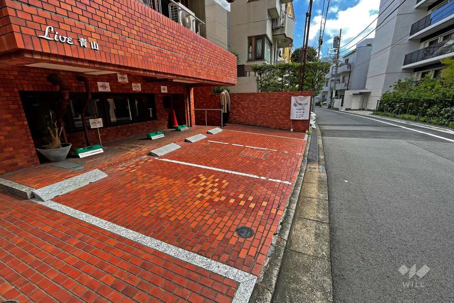 敷地内駐車場（屋外平面式）