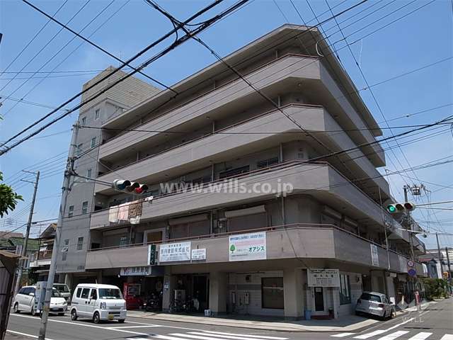 大塚マンションの外観（南東側から）