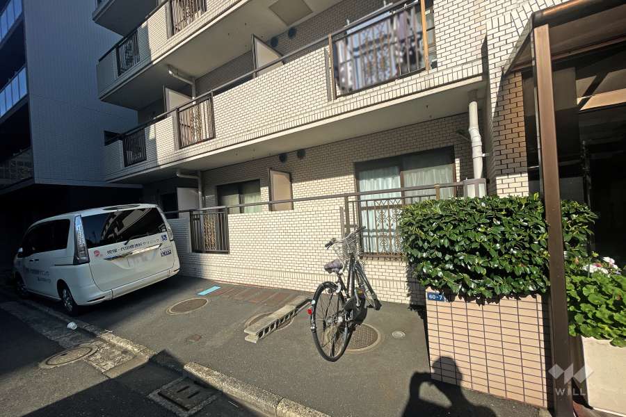 敷地内駐車場（屋外平面式）