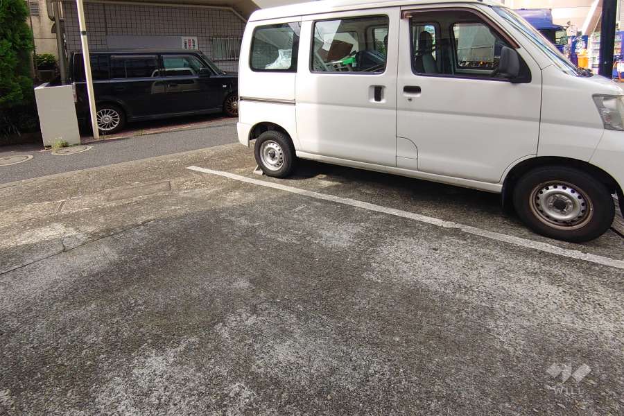 敷地内駐車場（屋外平面式）　