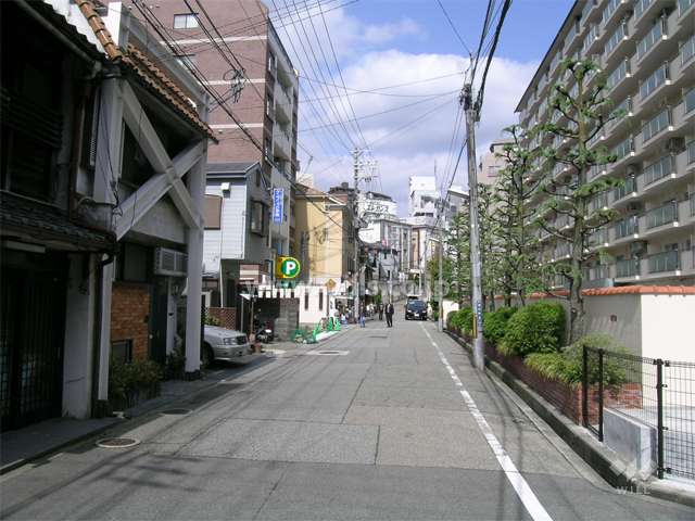 敷地南側の道路