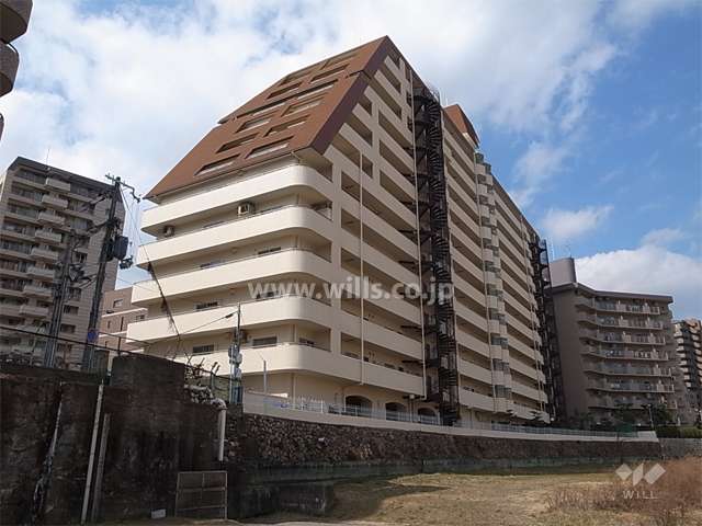 カルム宝塚の外観（北東側から）