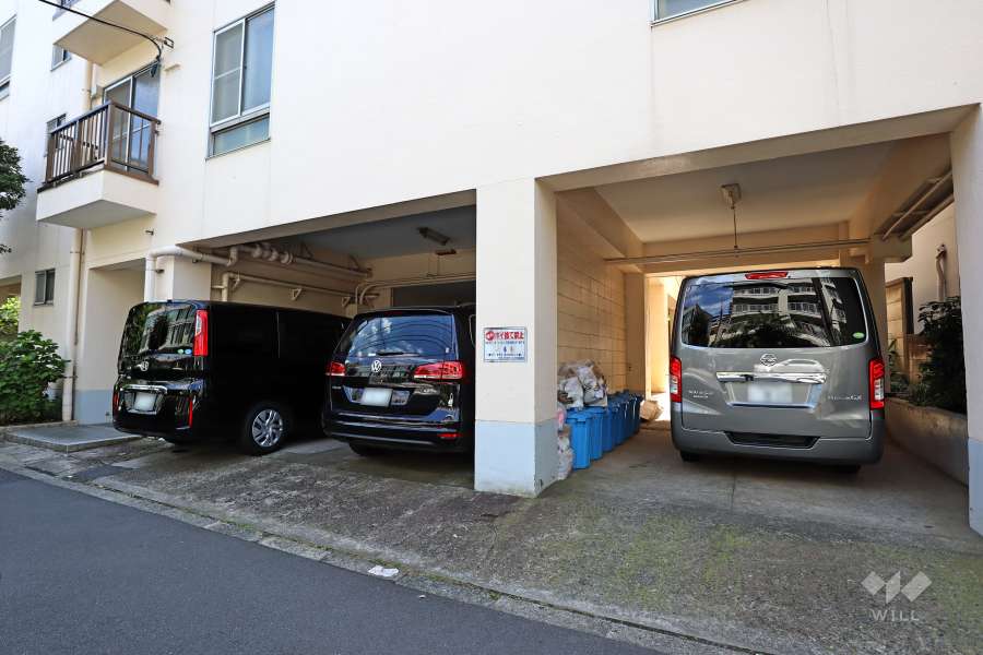 敷地内駐車場（屋外平面式）