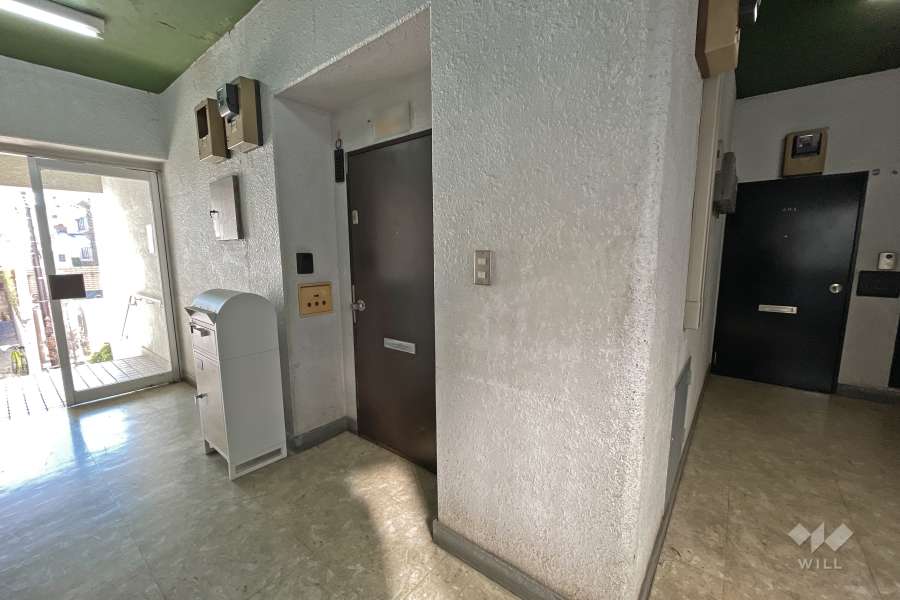 エントランスホール