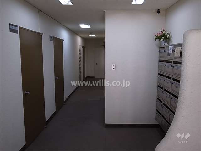 エントランスホール