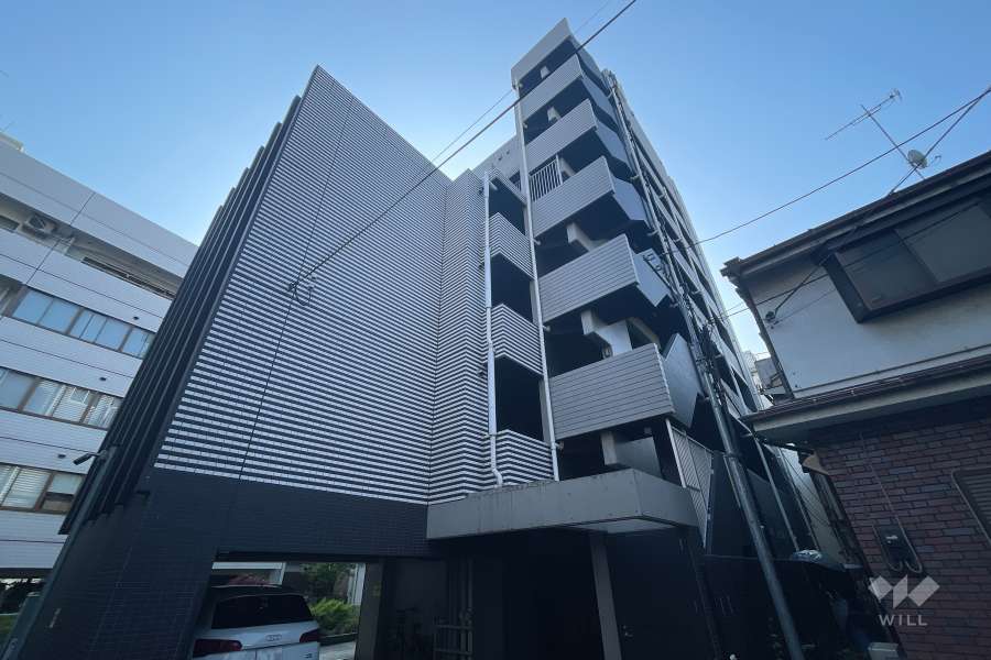 アクサス代々木公園の外観（南西側から）