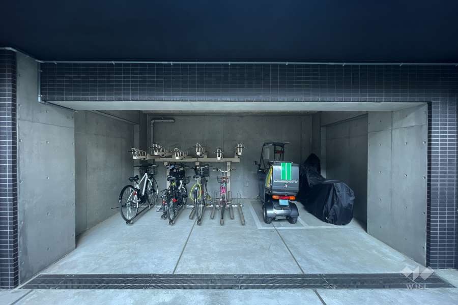 駐輪場、バイク置場