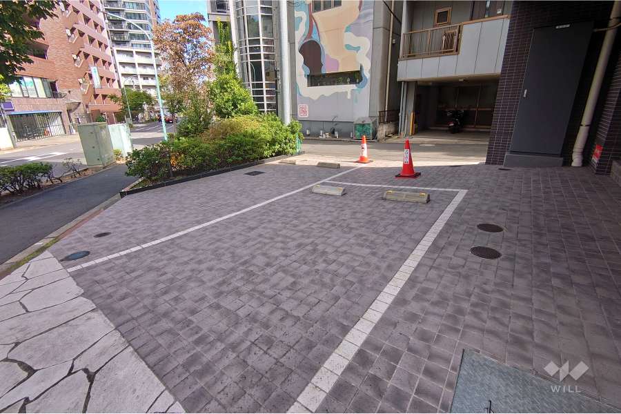 敷地内駐車場（屋外平面式）