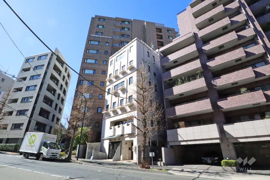 ブランズ渋谷常盤松の外観(南東側から)