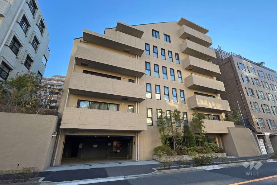 マンションの外観（西側から）