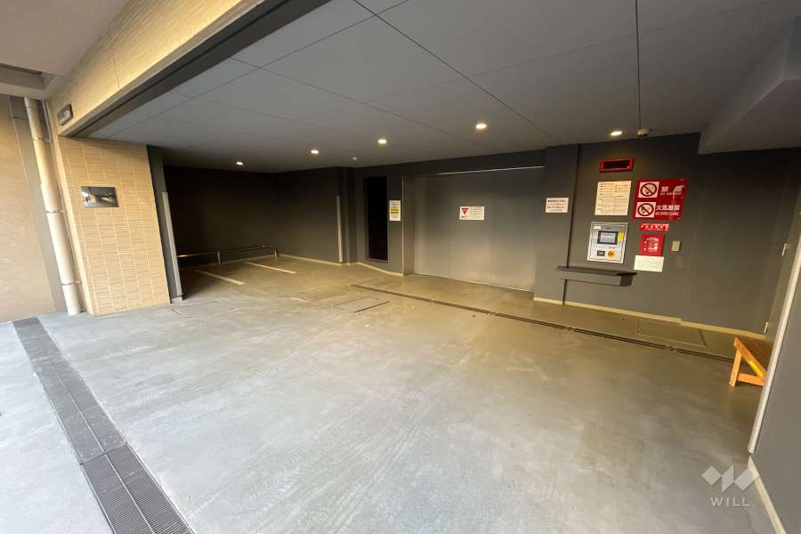 駐車場の出入り口
