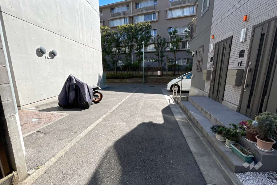 エントランスアプローチ