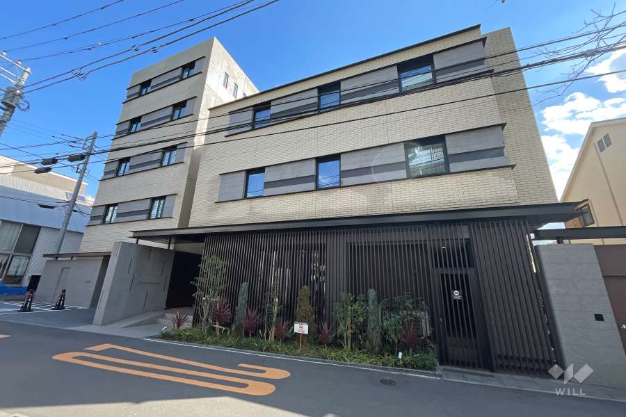 サンウッド代々木西参道の外観（北西側から）