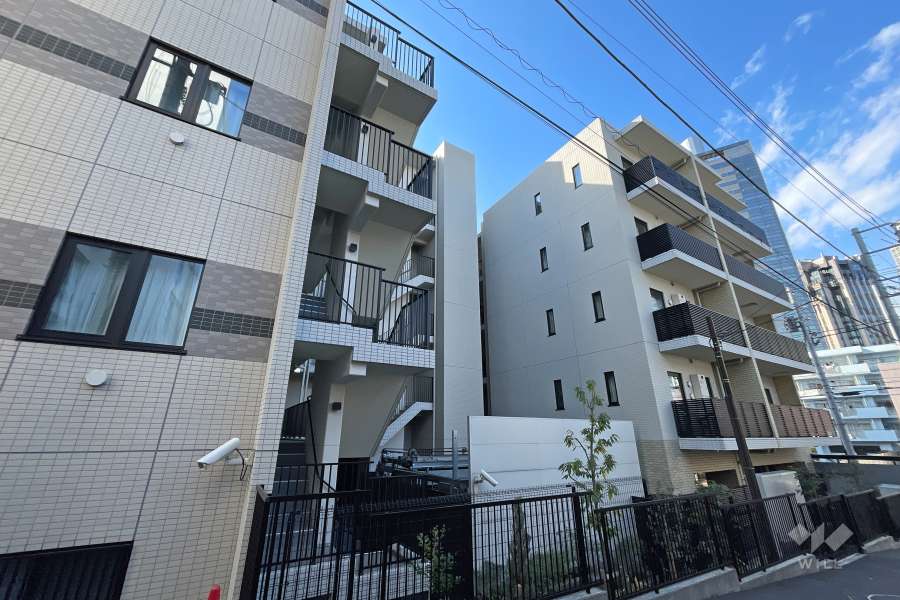 マンションの外観（南東側から）