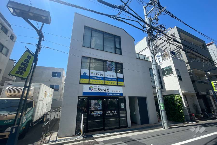 センチュリー初台の外観（南東側から）