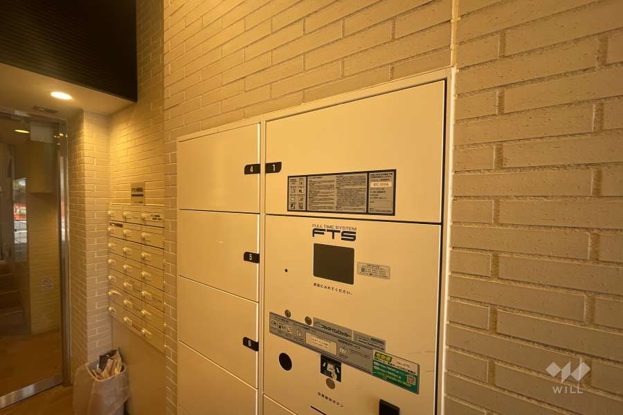 宅配ボックスと共用ポスト