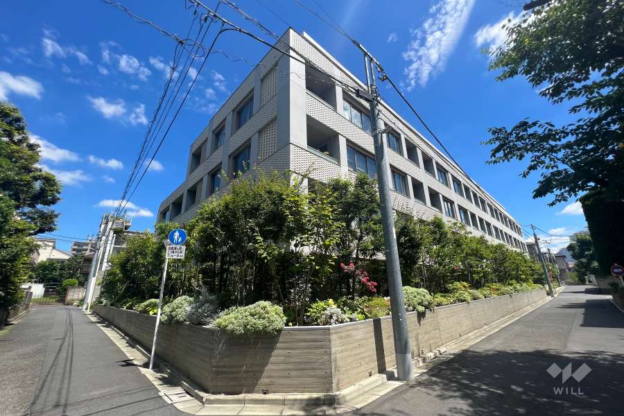 イニシア渋谷笹塚の外観（南西側から）