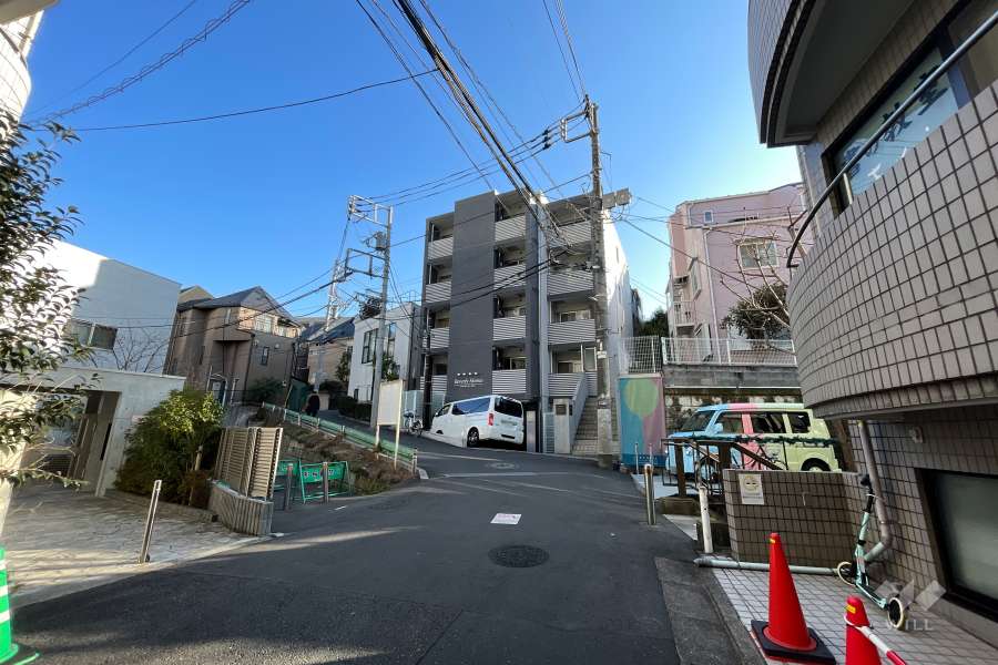 ビバリーホームズ代官山の外観（北西側から）