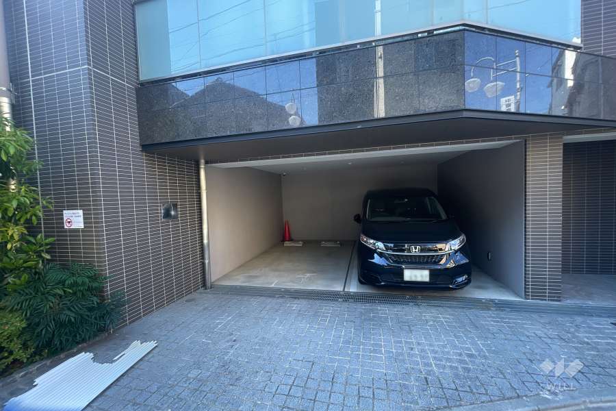 敷地内駐車場（屋内平面式）