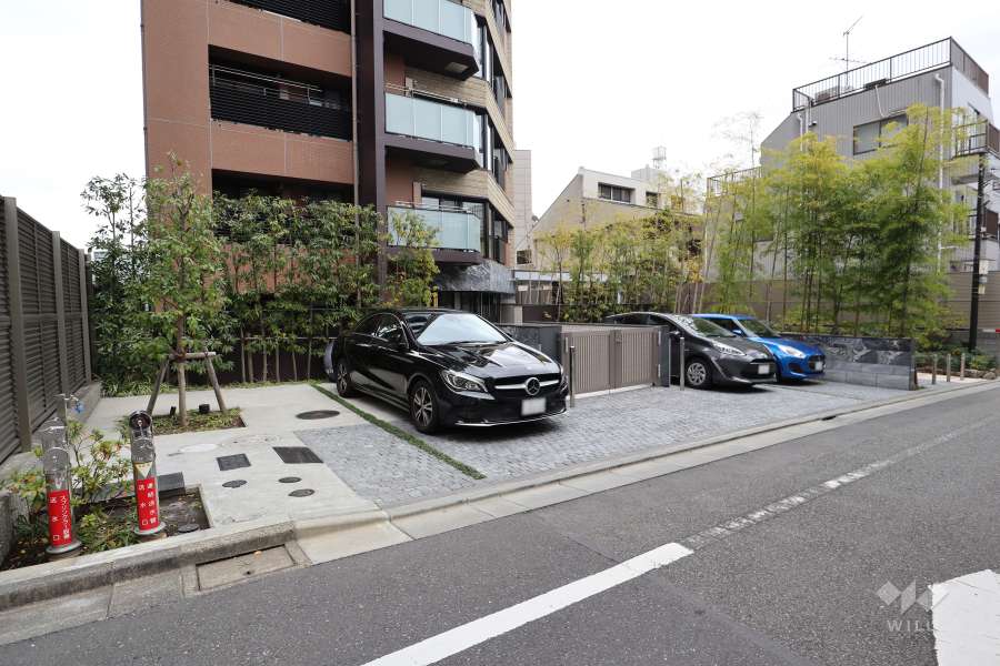 敷地内駐車場（屋外平面式）