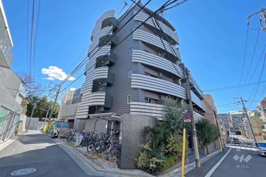 アクサス代々木八幡アジールコートの外観（北側から）