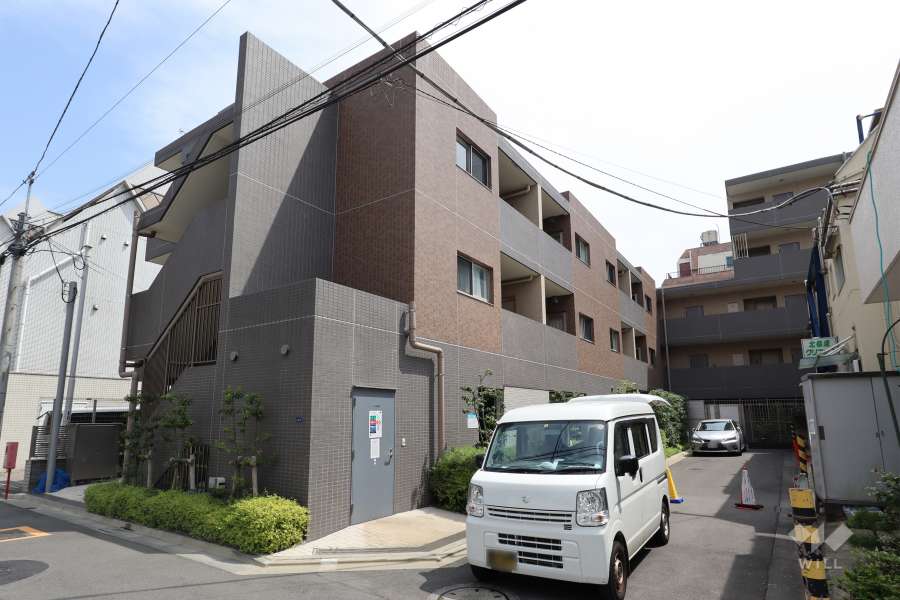 グランドコンシェルジュ千駄ヶ谷の外観(西側から)