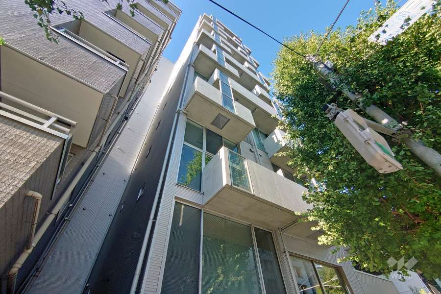 ズーム神宮前の外観（南西側から）