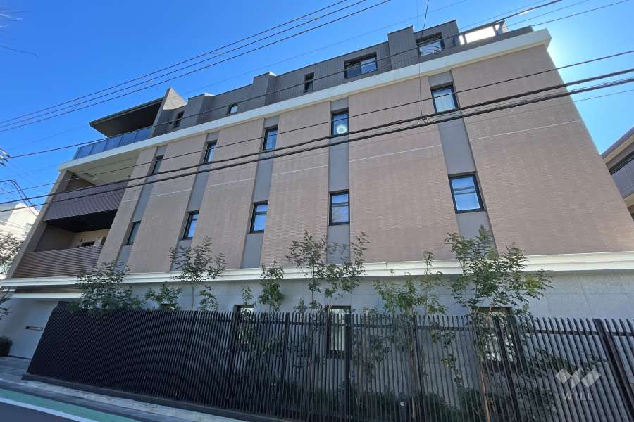 オープンレジデンシア代々木上原の外観(北西側から）