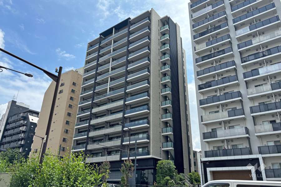 プラウド渋谷本町の外観（北側から）