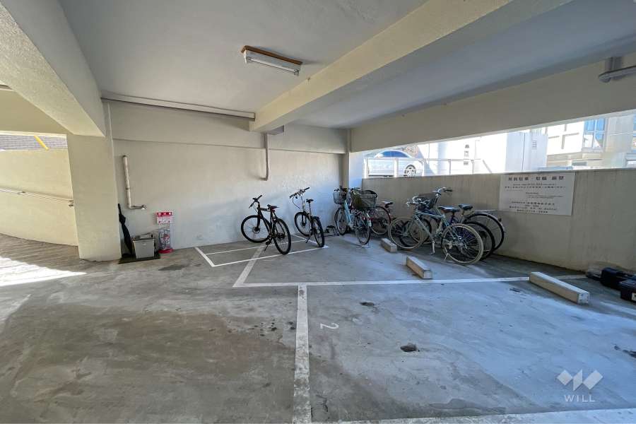 敷地内駐車場（屋内平面式）