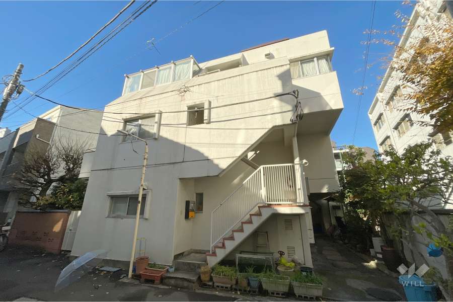 シェトワ広尾の外観（北東側から）