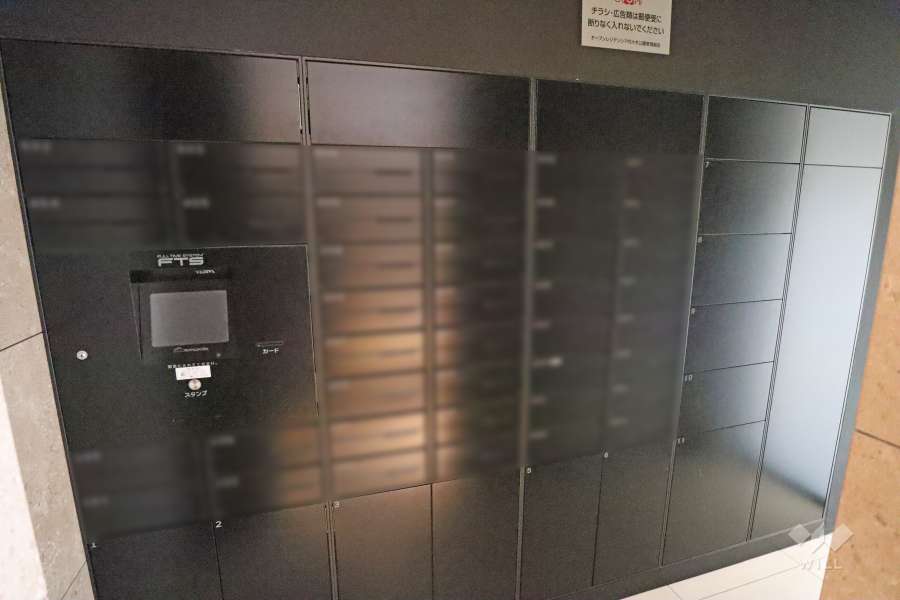 共用ポストと宅配ボックス