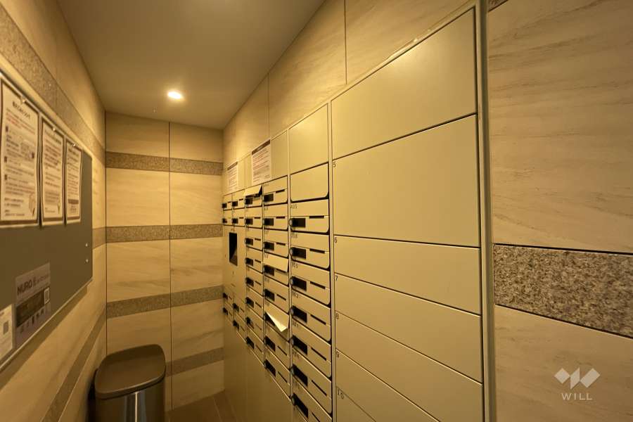 宅配ボックスと共用ポスト