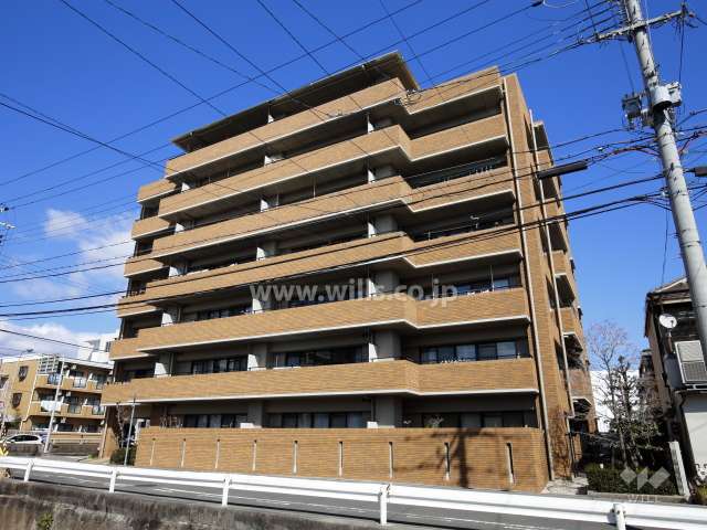 パレッシオ武庫之荘の外観（南東側から）