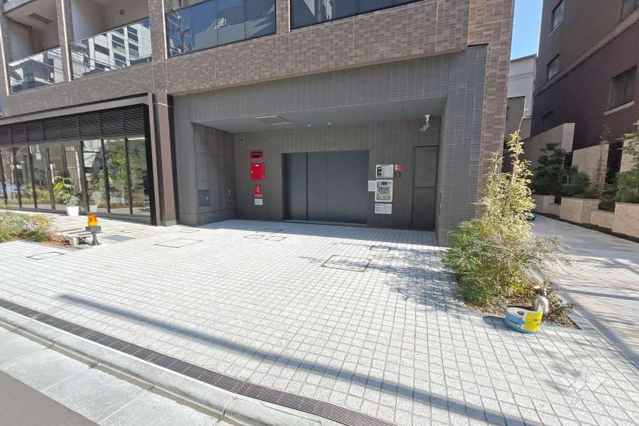 駐車場の出入り口