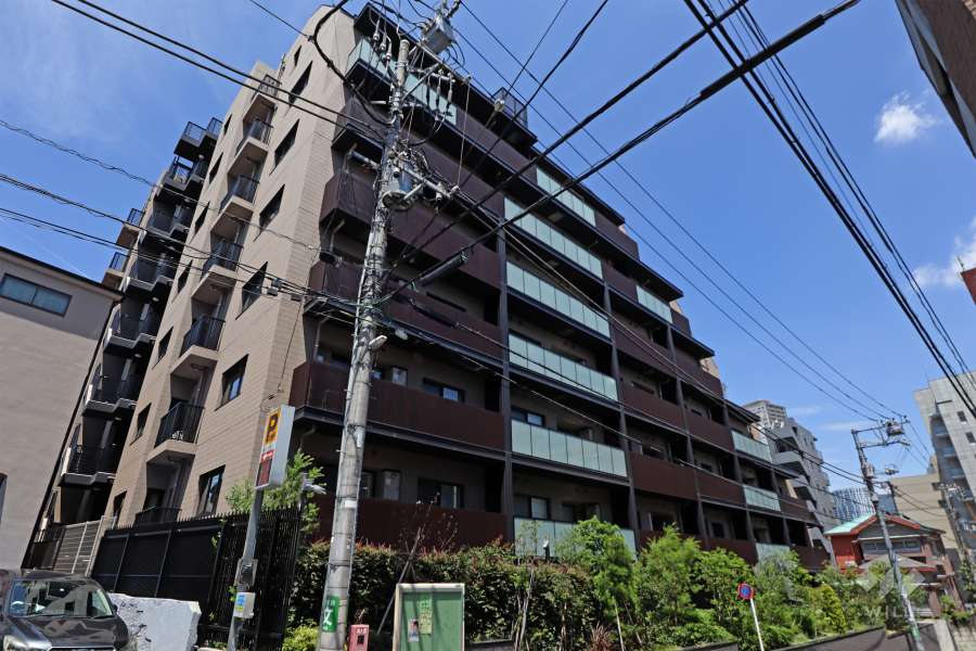 パークナード恵比寿の外観（南東側から）