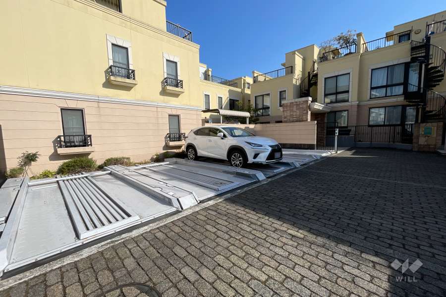 敷地内駐車場（屋外機械式）