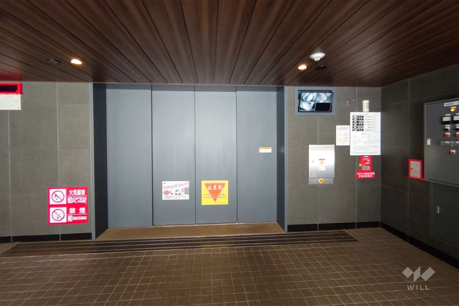 駐車場の出入り口・敷地内駐車場（屋内機械式）