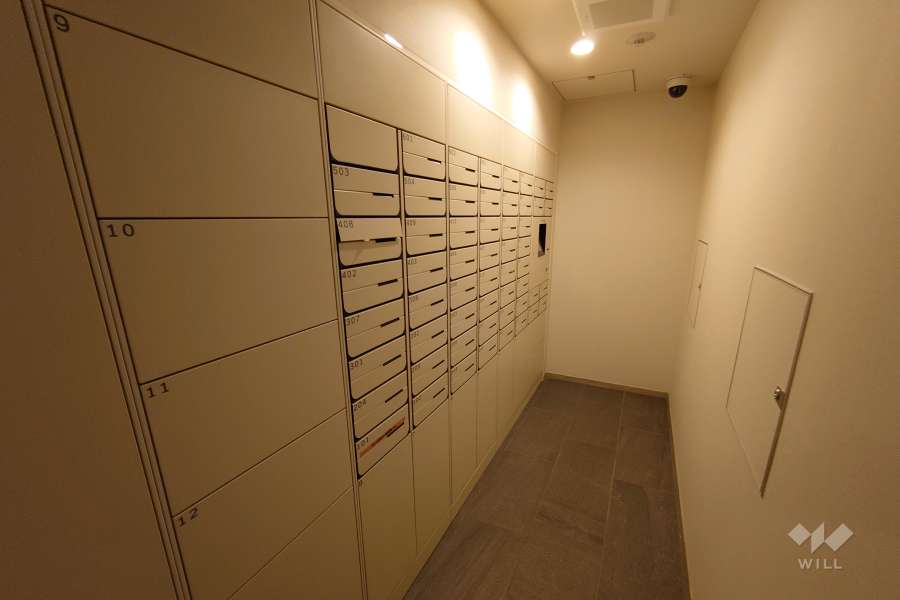 宅配ボックスと共用ポスト