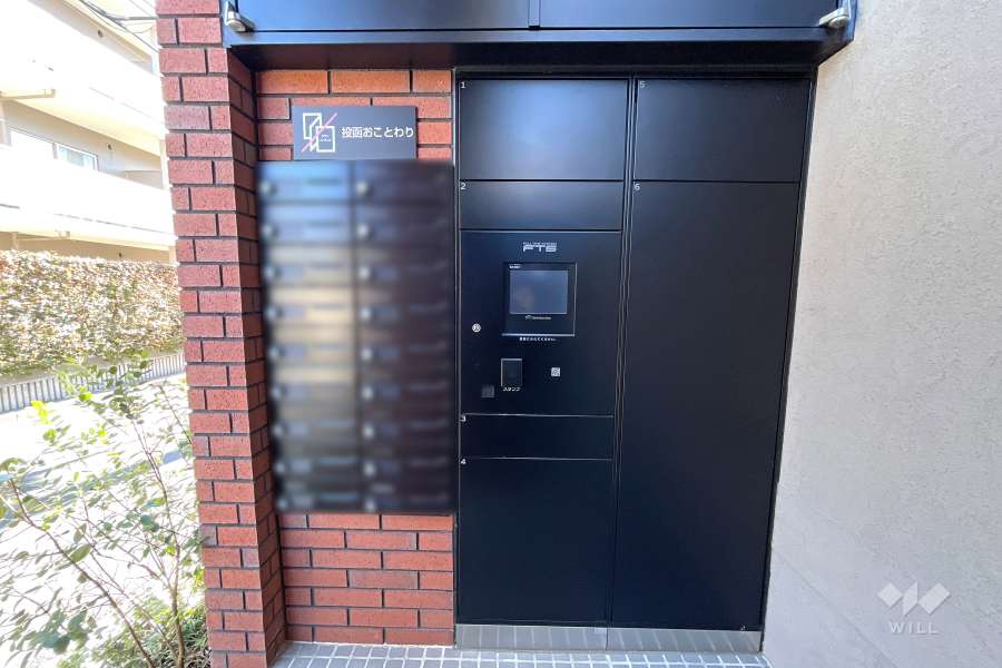 共用ポストと宅配ボックス