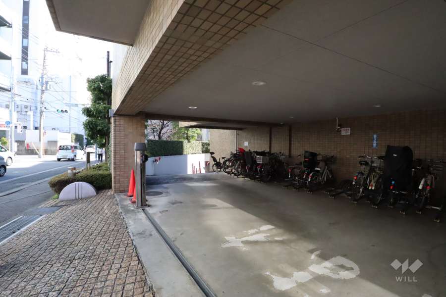 敷地内駐車場（屋内平面式）