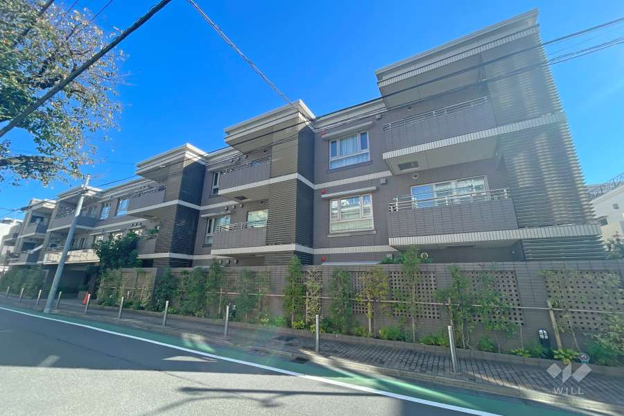 グローリオ白金台の外観（南西側から）