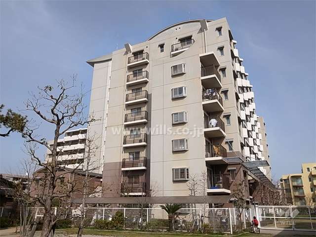 ラ・ヴェール武庫之荘の外観（西側から）