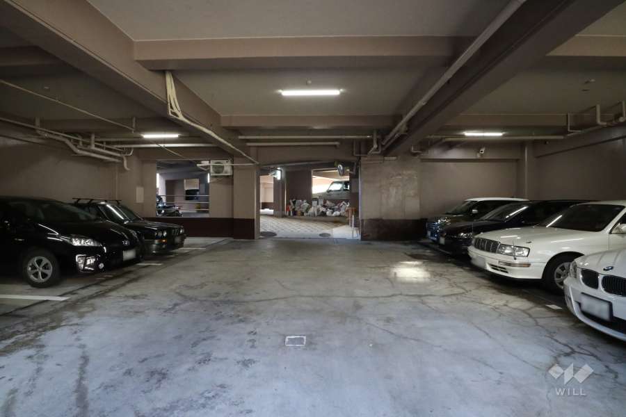 敷地内駐車場（屋内平面式）