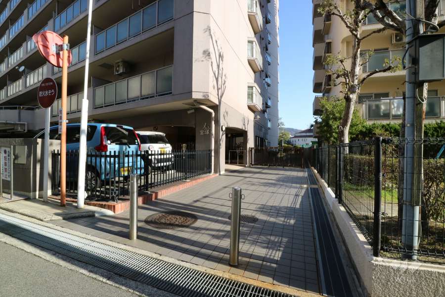 エントランスアプローチ