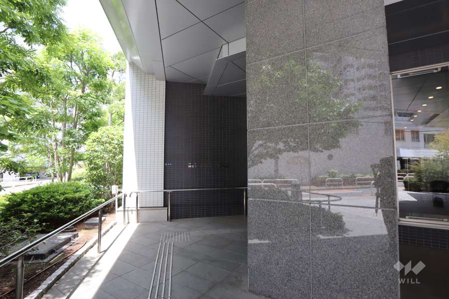 サブエントランス